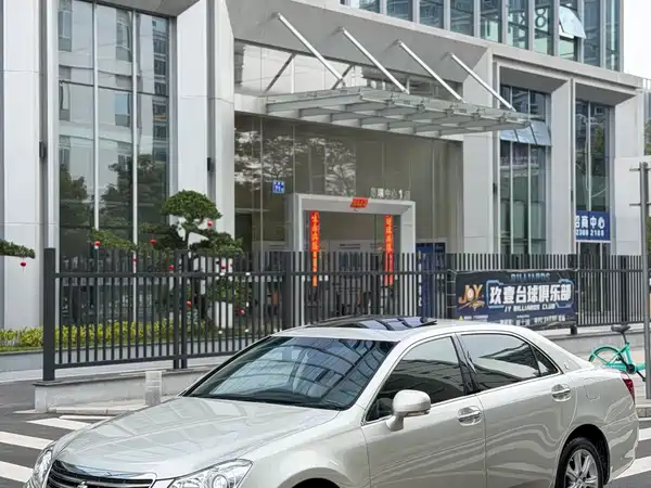 Toyota Crown 2010