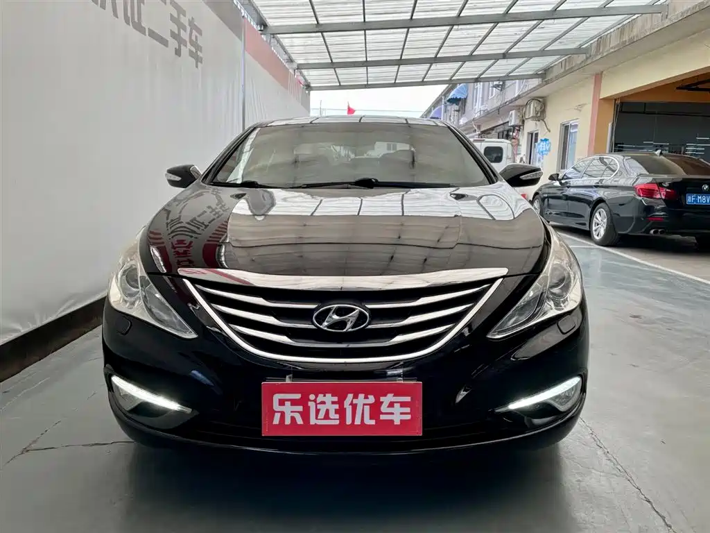 Hyundai Sonata 2013 — фото 2