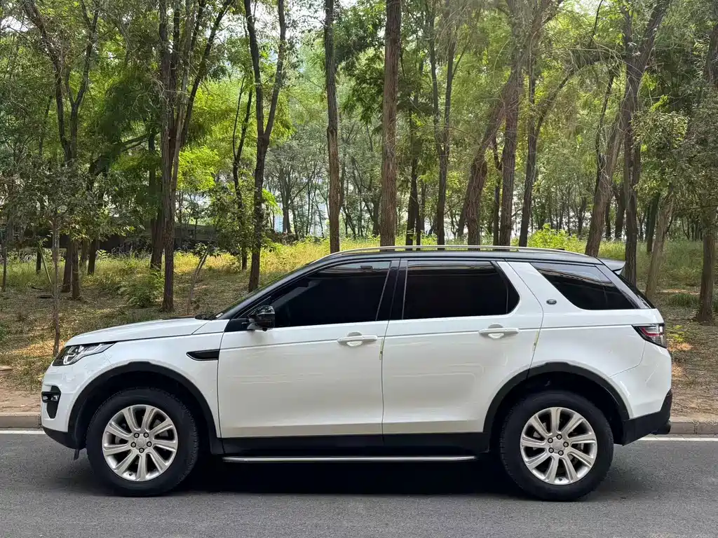 Land Rover Discovery Sport 2018 — фото 3