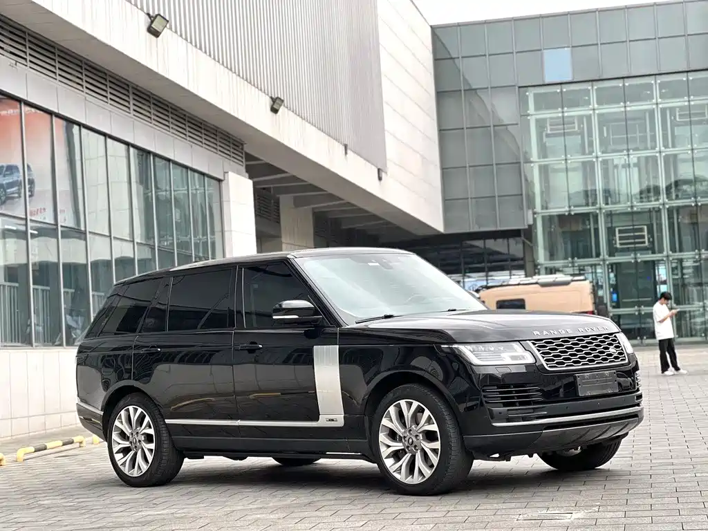 Land Rover Range Rover 2021 — фото 3