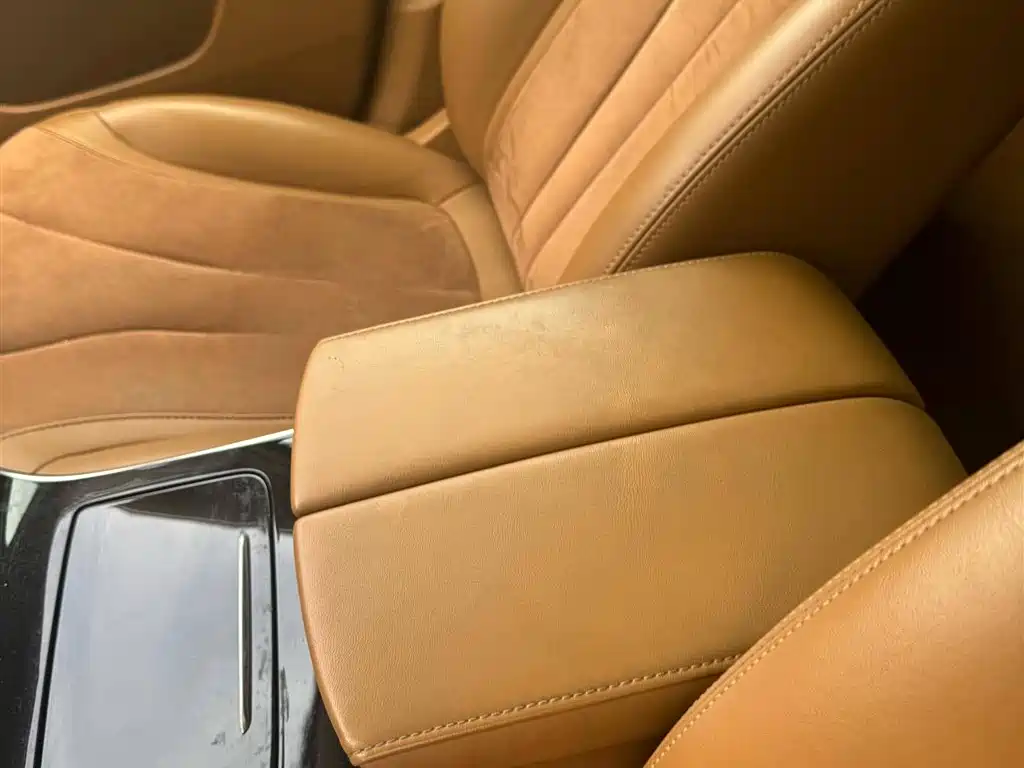 Roewe MARVEL X 2019 — фото 12