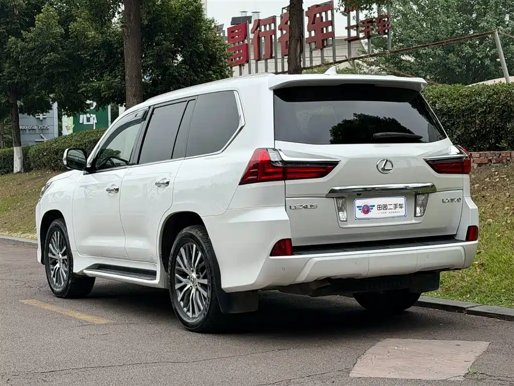 Lexus LX 2016 — фото 4