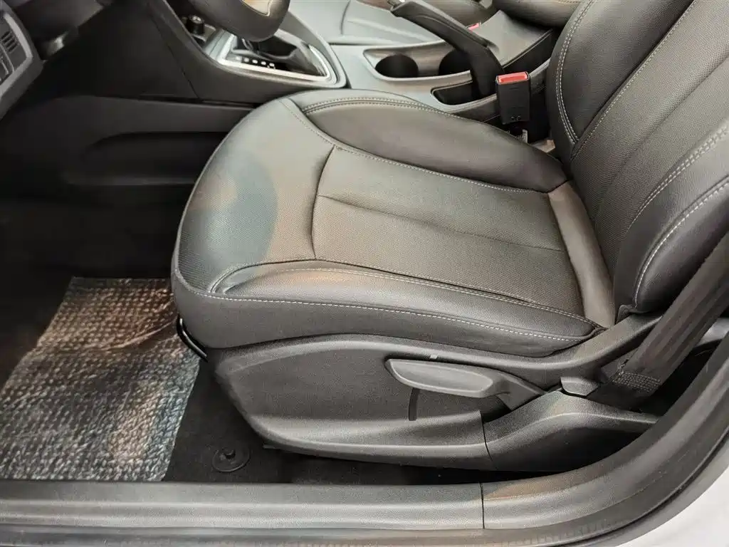 Buick Excelle 2021 — фото 20