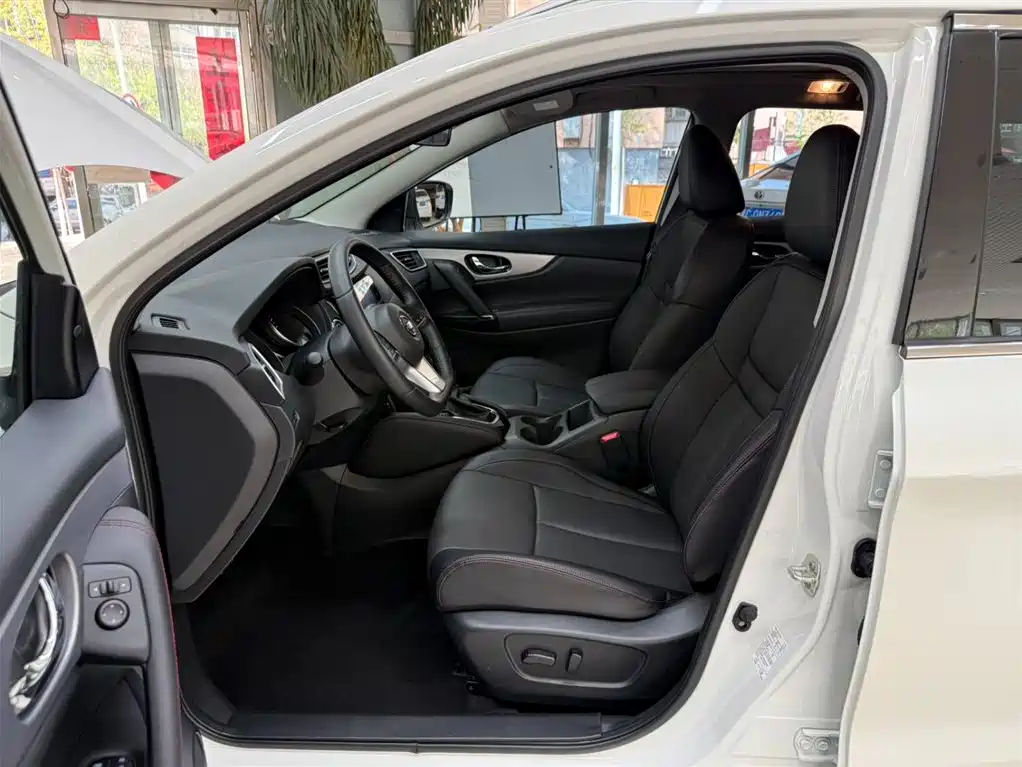 Nissan Qashqai 2023 — фото 16