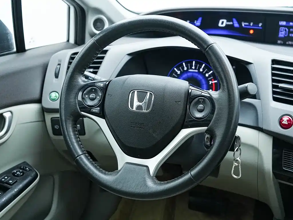 Honda Civic 2013 — фото 24