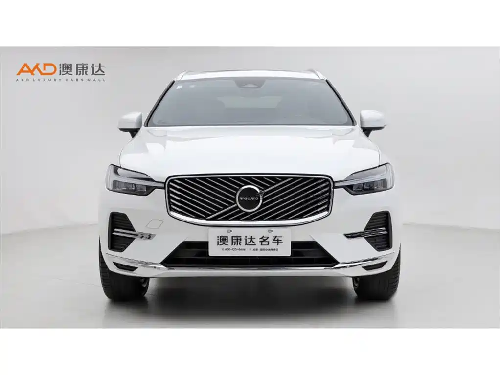 Volvo XC60 2025 — фото 2