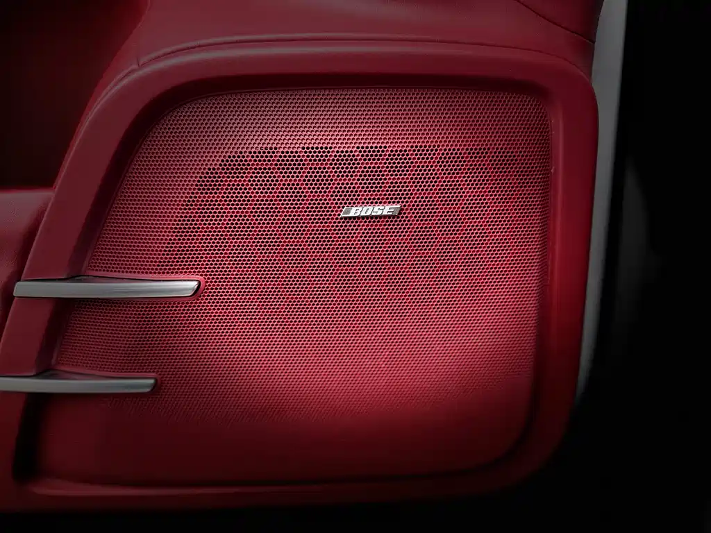 Porsche Cayenne 2015 — фото 11