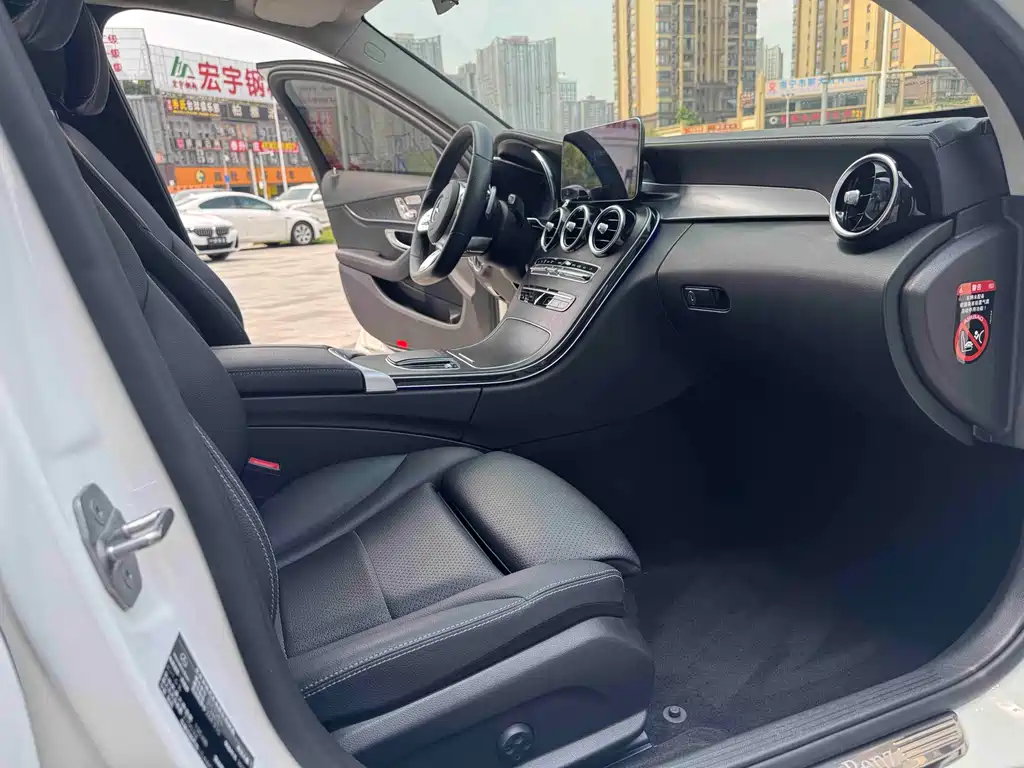 Mercedes-Benz C-Class 2020 — фото 12