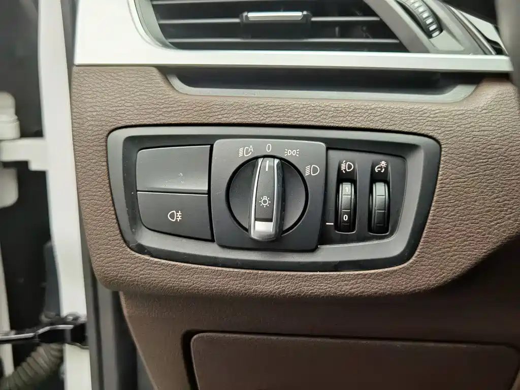 BMW X1 2021 — фото 21