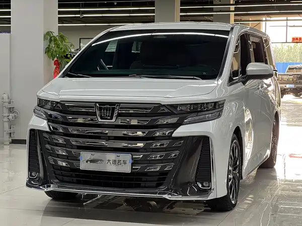 Toyota Vellfire 2024
