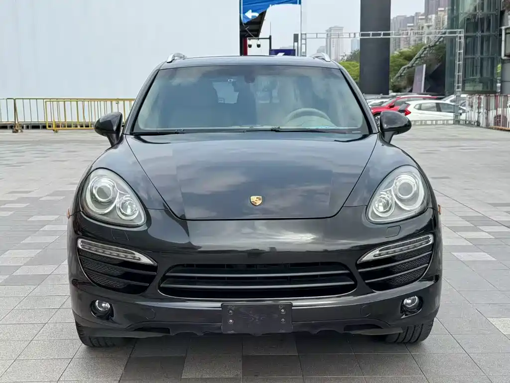 Porsche Cayenne 2012 — фото 2