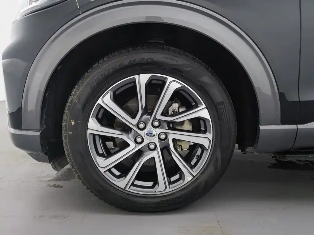 Ford Explorer 2022 — фото 17