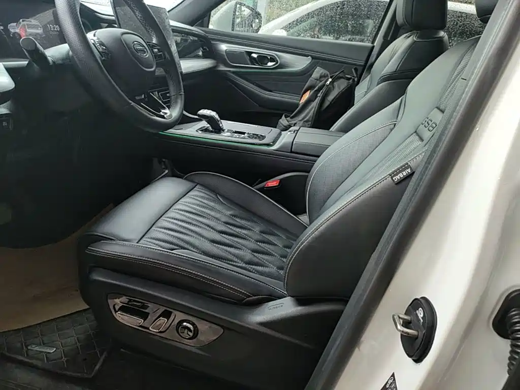 GAC Trumpchi GS8 2023 — фото 15