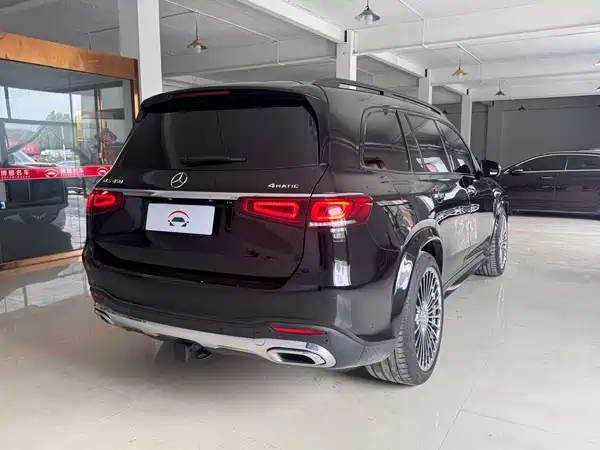 Mercedes-Benz GLS 2023