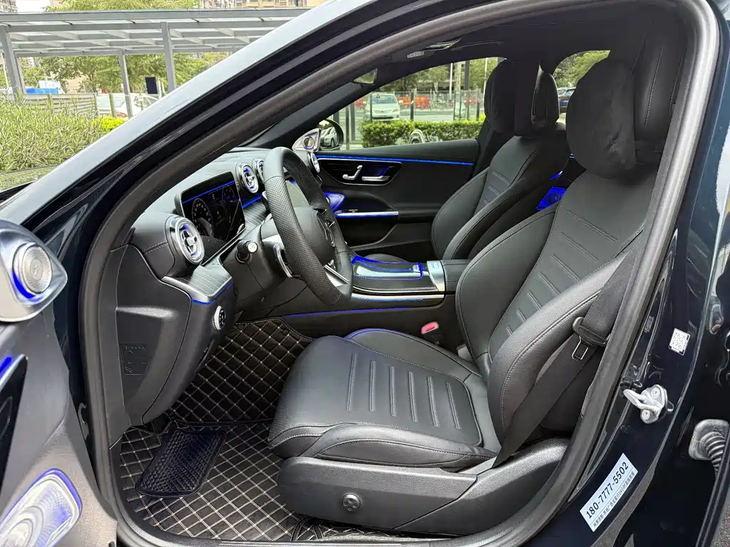Mercedes-Benz C-Class 2023 — фото 13