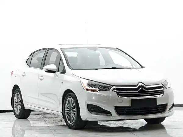 Citroën C4L 2013