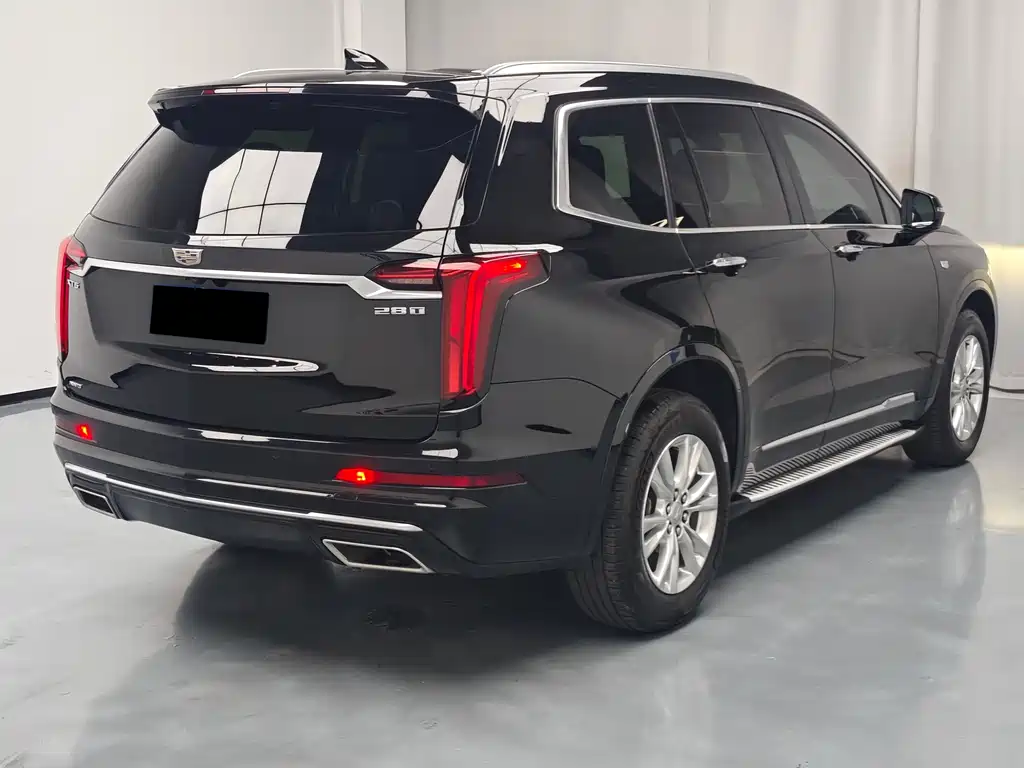 Cadillac XT6 2020 — фото 9