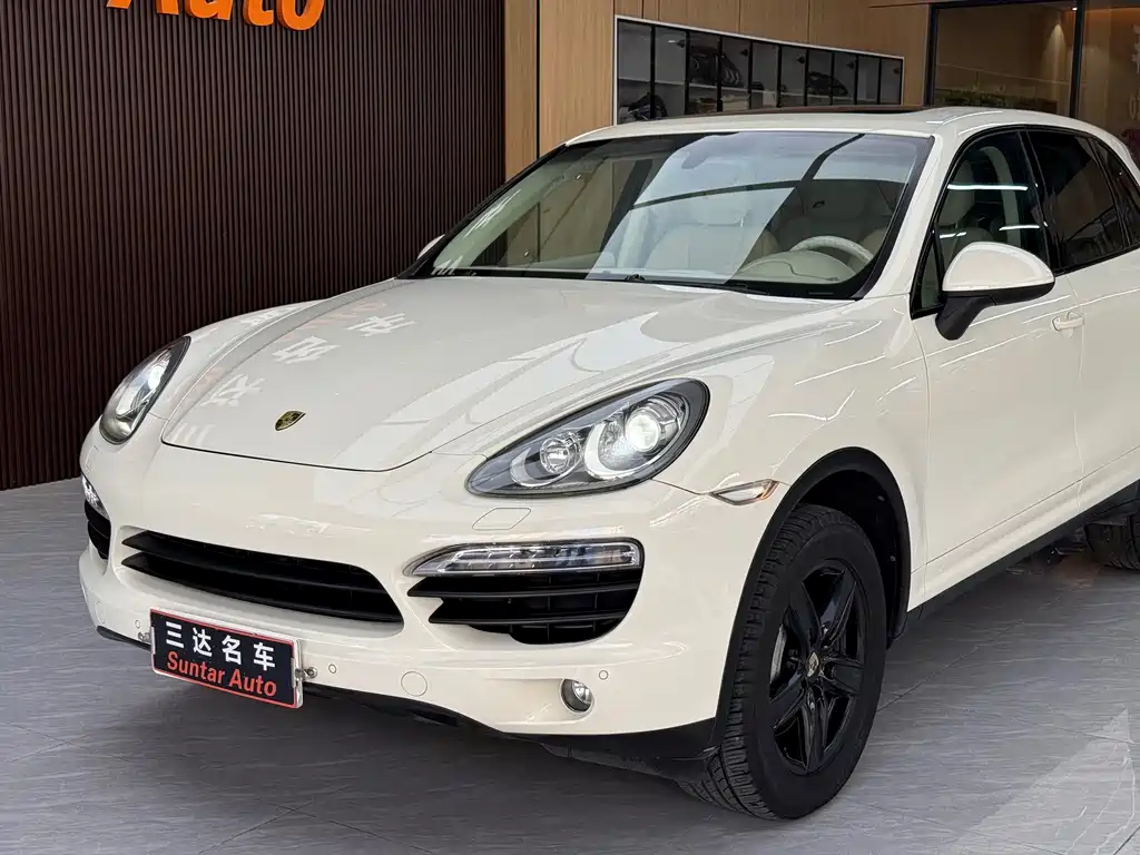 Porsche Cayenne 2011 — фото 29