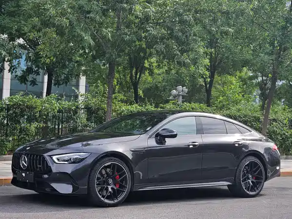 Mercedes-Benz AMG GT 2025