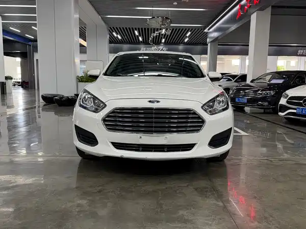 Ford Escort 2017