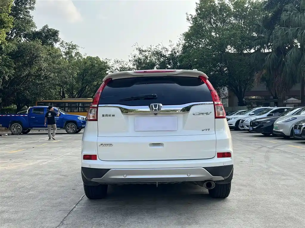 Honda CR-V 2015 — фото 8
