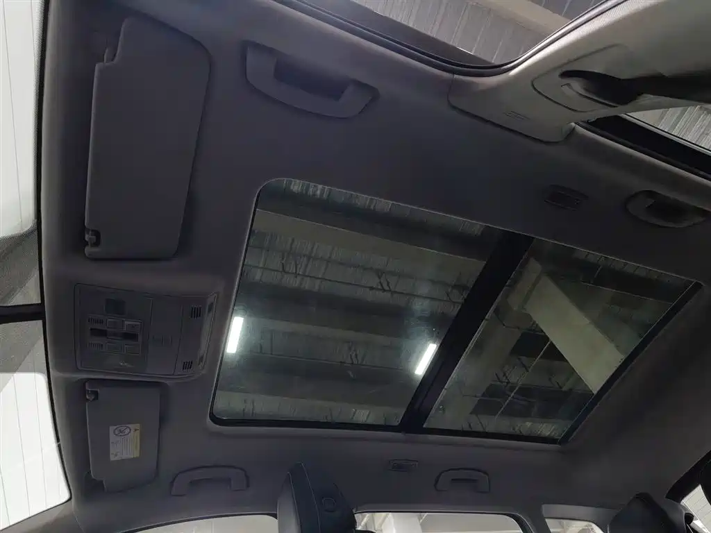 Skoda Karoq 2018 — фото 14