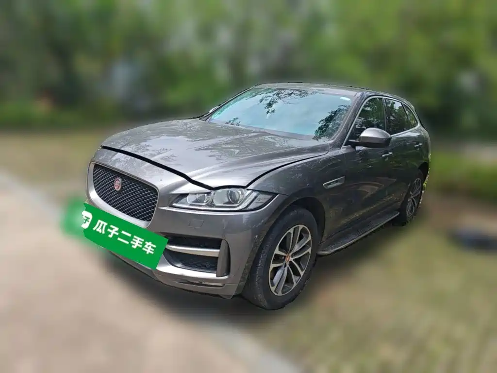 Jaguar F-PACE 2017 — фото 1