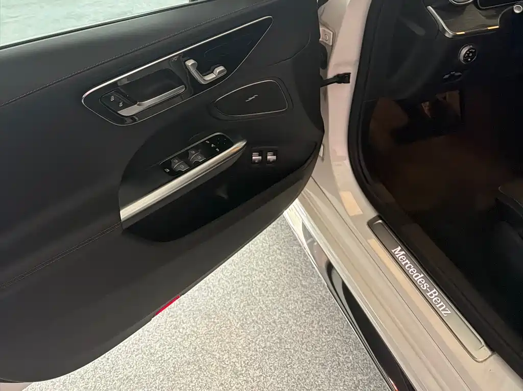 Mercedes-Benz C-Class New Energy 2023 — фото 8