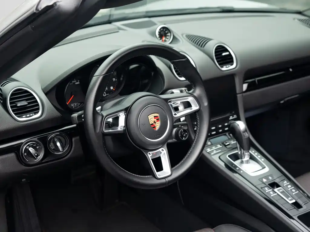 Porsche 718 2020 — фото 9