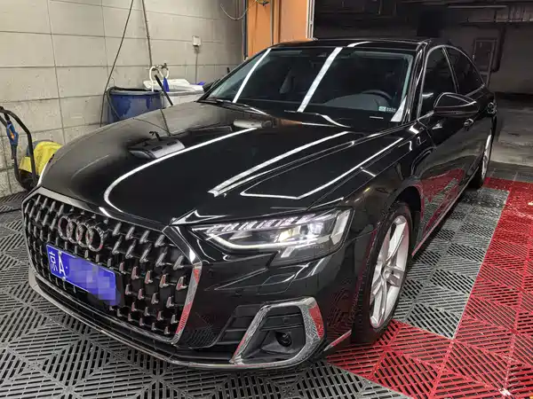 Audi A8 2023