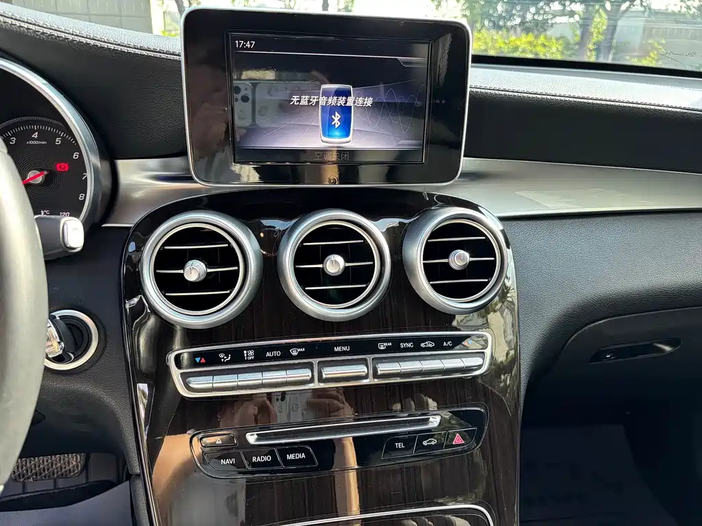 Mercedes-Benz GLC 2019 — фото 13