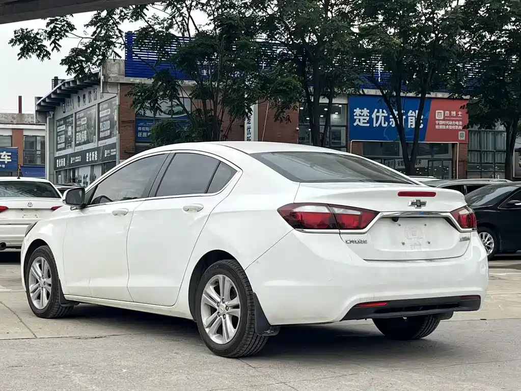 Chevrolet Cruze 2015 — фото 4