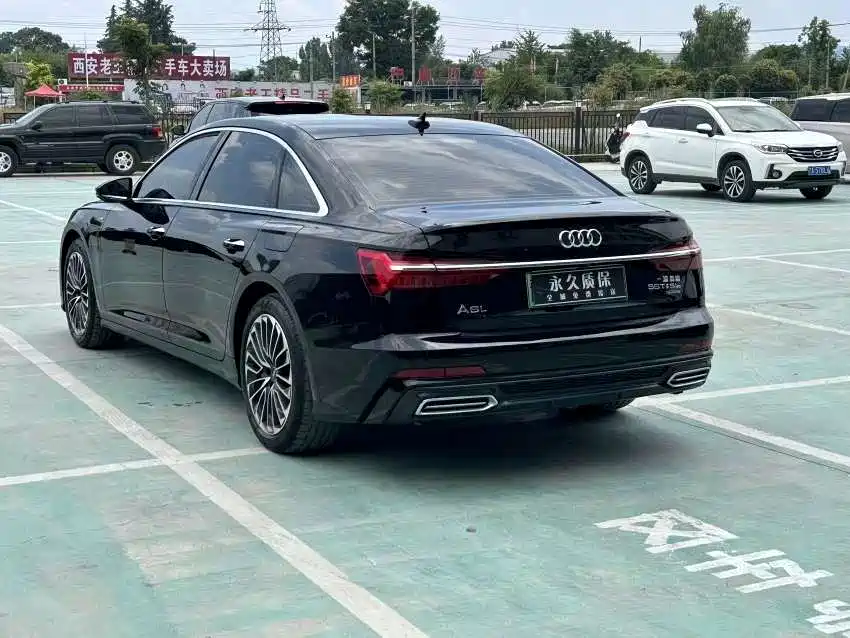 Audi A6L New Energy 2022 — фото 23