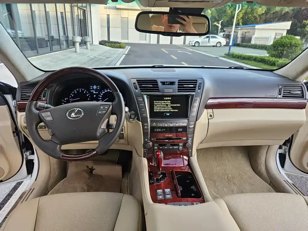 Lexus LS 2008 — фото 17