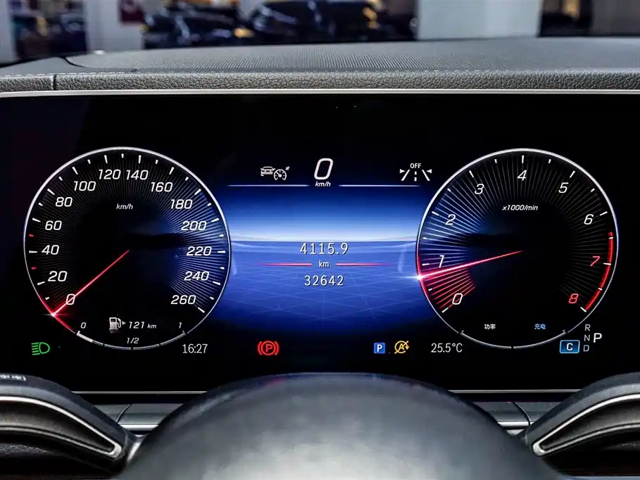 Mercedes-Benz GLE 2023 — фото 30