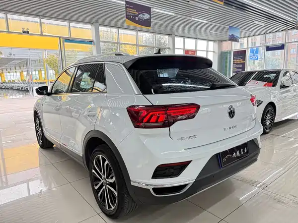 Volkswagen T-Roc 2021