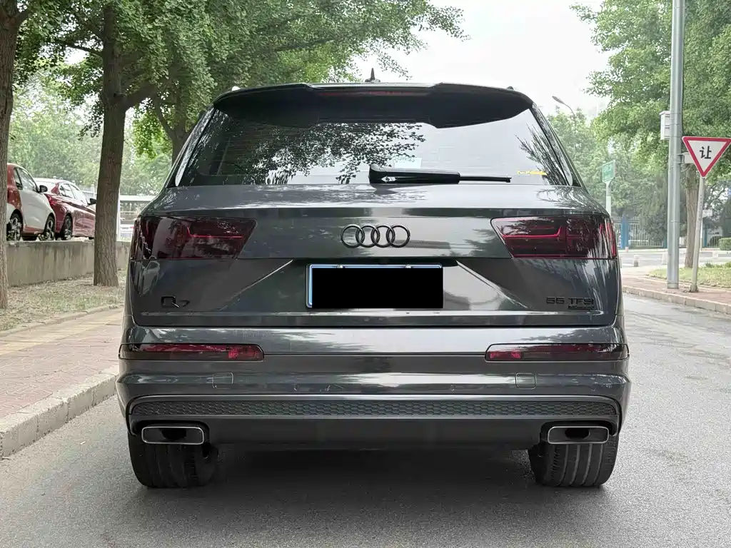 Audi Q7 2017 — фото 3