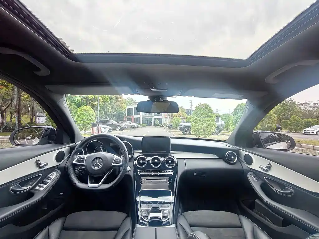 Mercedes-Benz C-Class 2017 — фото 18