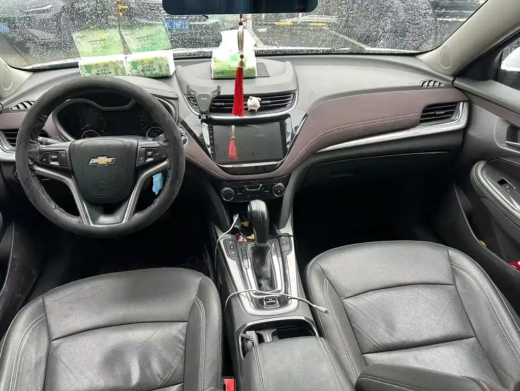 Chevrolet Malibu 2018 — фото 9