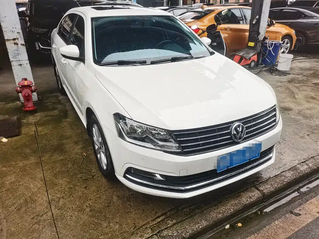 Volkswagen Lavida 2016