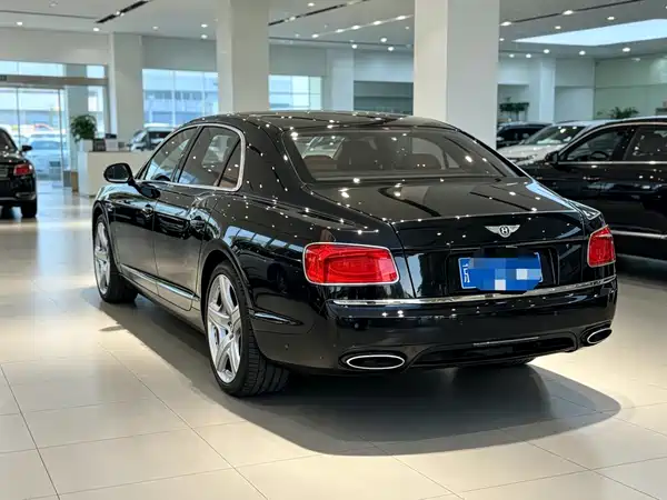 Bentley Flying Spur 2013