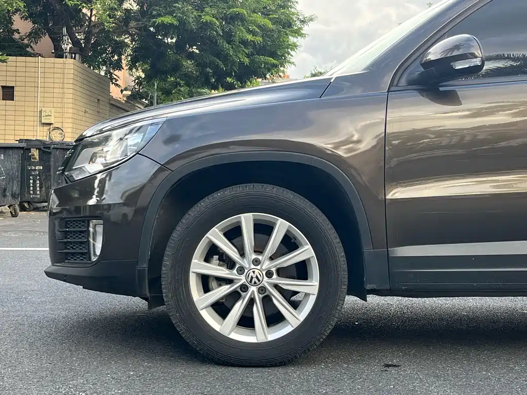 Volkswagen Tiguan 2018 — фото 9
