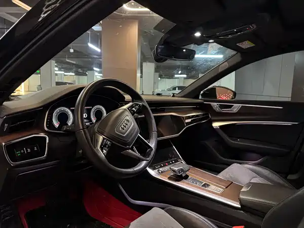 Audi A6L 2023