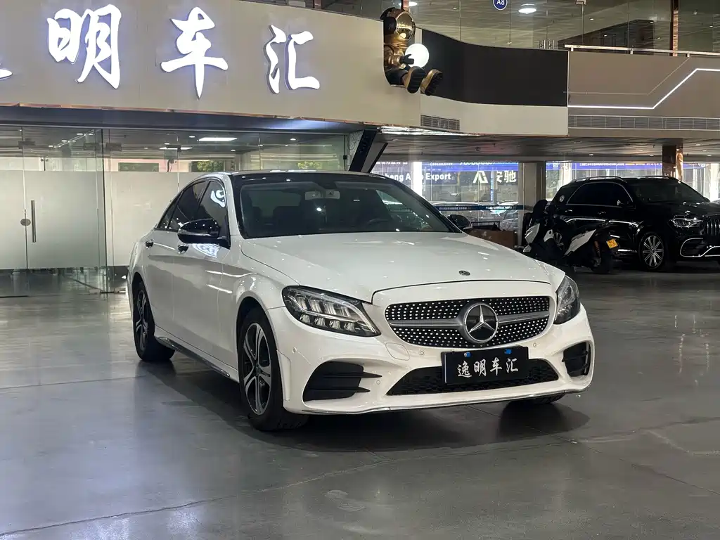 Mercedes-Benz C-Class 2019 — фото 3