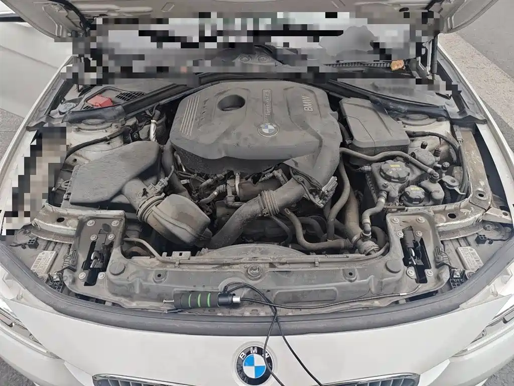 BMW 3 Series 2019 — фото 11