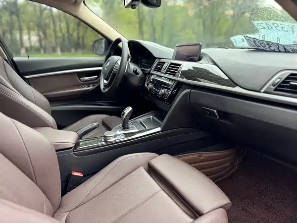 BMW 3 Series 2018