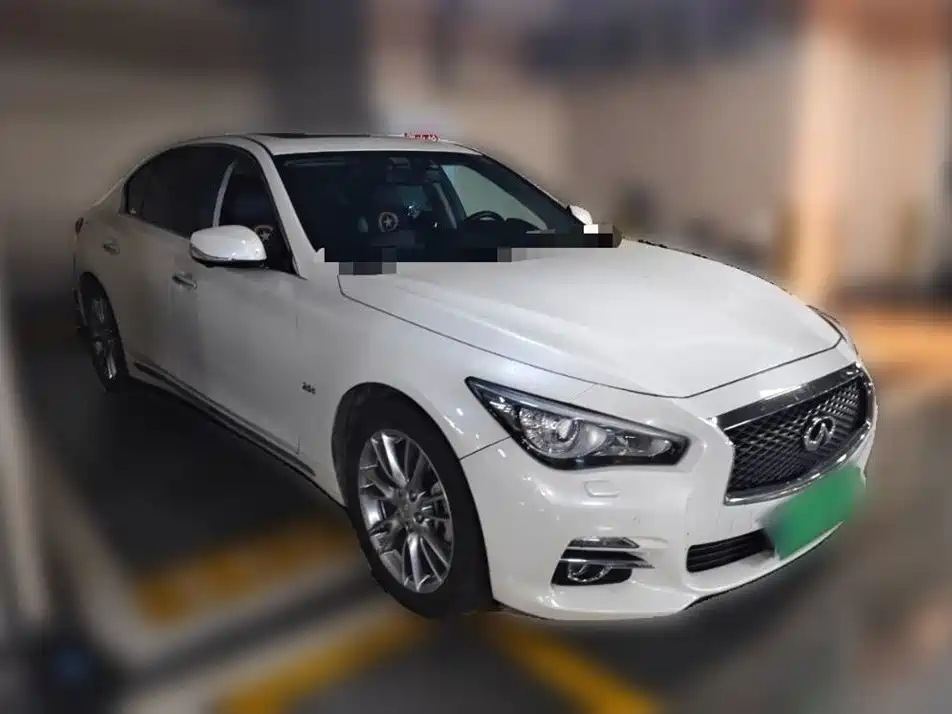 Infiniti Q50L 2017 — фото 15
