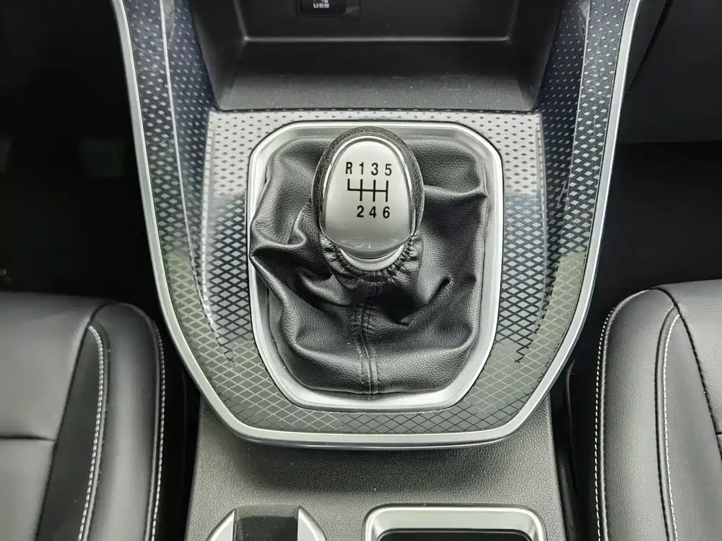 Haval M6 2021 — фото 13