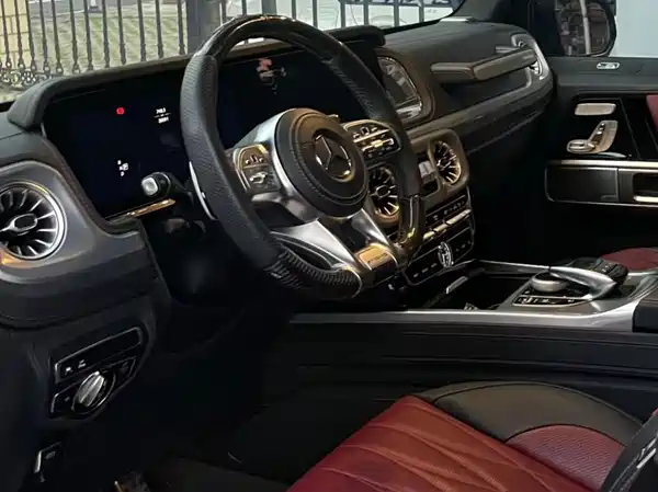 Mercedes-Benz G-Class 2024