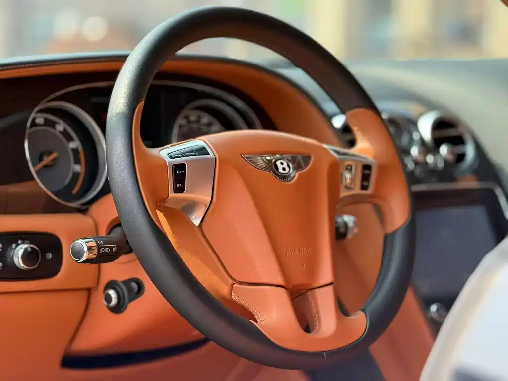 Bentley Flying Spur 2015 — фото 5